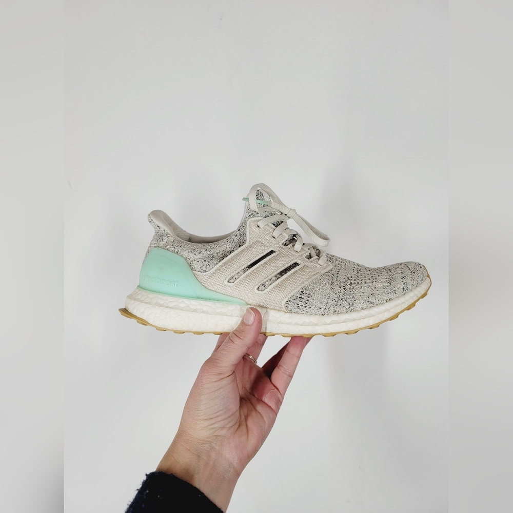 Adidas Women's ULTRA BOOST Sneakers - Cream and Mint, Size 9.5